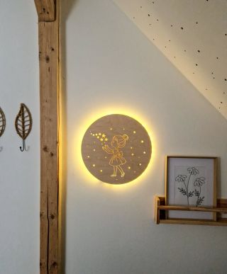 Dostala jsem krásné přání od zákaznice — poslala mi obrázek princezny, který má její dcera nad postelí, a přála si, aby...