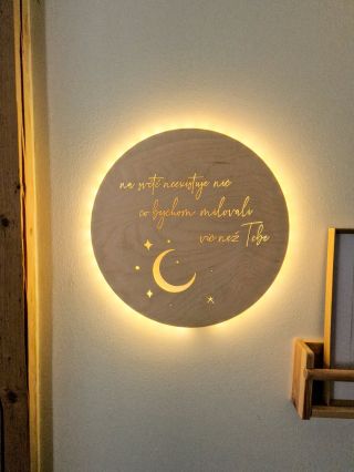 Každé světýlko vypráví jiný příběh - ten váš. 🥹✨ #tynadekor #vzkaz #miminko #promiminko #detskypokojicek #detskypokoj...